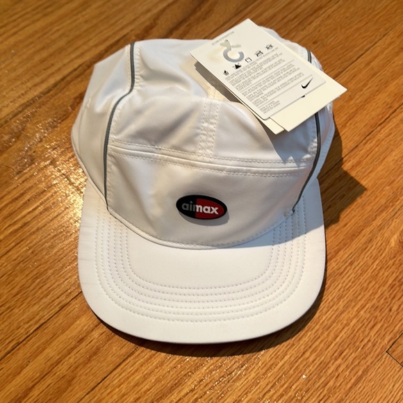 supreme air max hat white